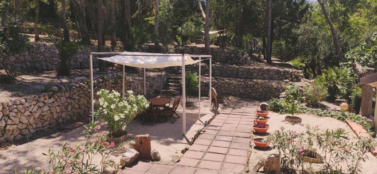 Bed and Breakfast Memento Ossi Exterior foto
