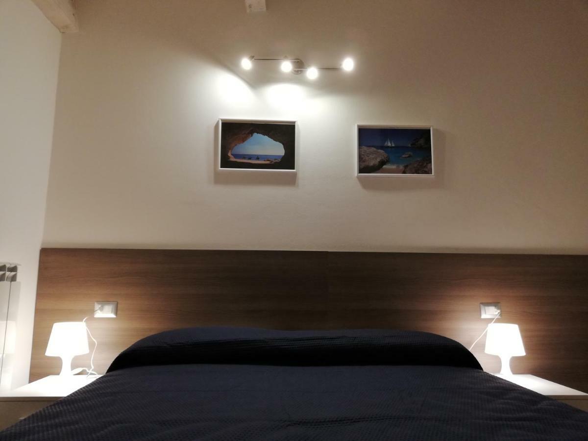 Bed and Breakfast Memento Ossi Exterior foto