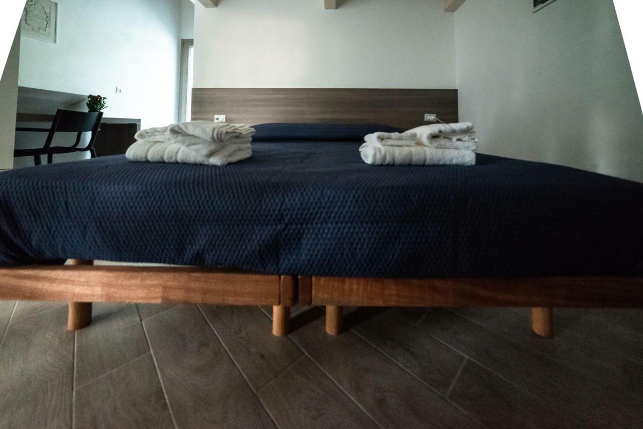 Bed and Breakfast Memento Ossi Exterior foto